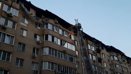 Источник заявил об ошибках монтажа электропроводки в горевшей восьмиэтажке