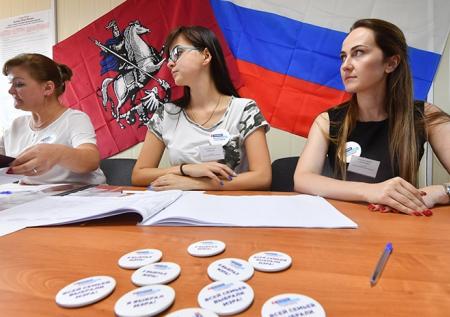 Очевидцы сообщили о «карусели» на московских выборах