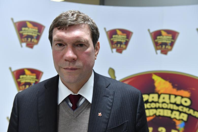 Олег Царев