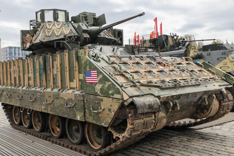 Боевая машина Bradley