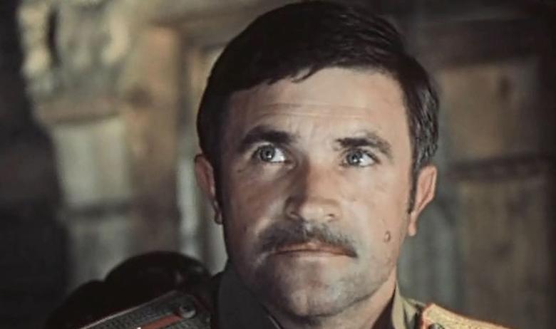 Актер Юрий Мартынов
