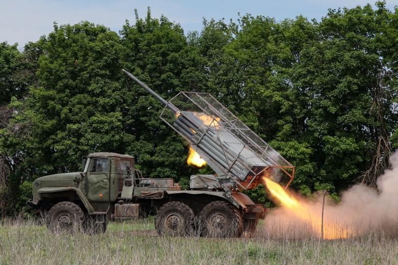 Боевая работа РСЗО БМ-21 «Град» в зоне СВО