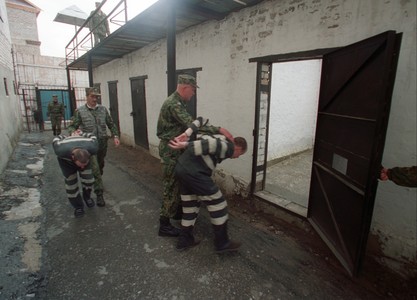 Нет ни политтехнологов, ни журналистов: как изменили состав российских ОНК