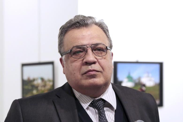 Андрей Карлов
