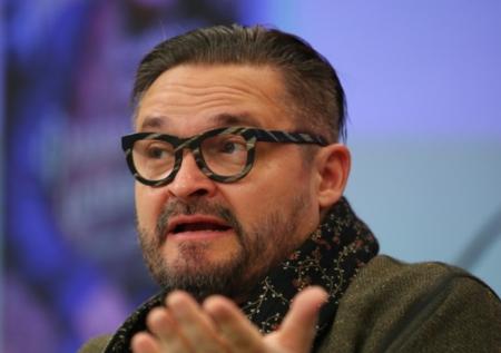 «Уродливы и затрапезны»: Александр Васильев оскорбил мужчин из стран СНГ