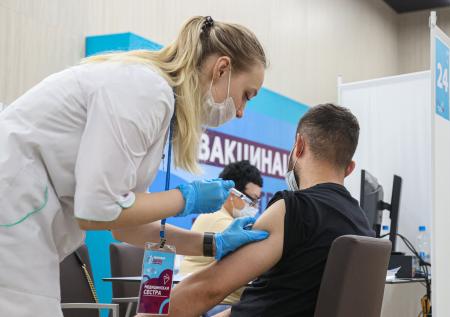В России предложили повысить компенсацию за осложнения после вакцинации