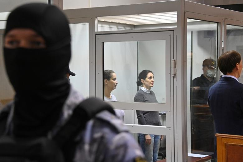 Калининградские врачи Элина Сушкевич и Елена Белая (справа), 202 год