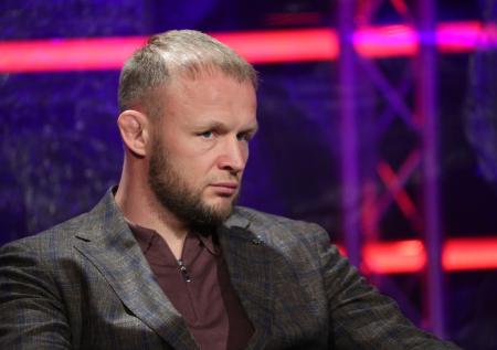 Экс-чемпион Bellator Корешков назвал лучшего бойца ММА в истории России