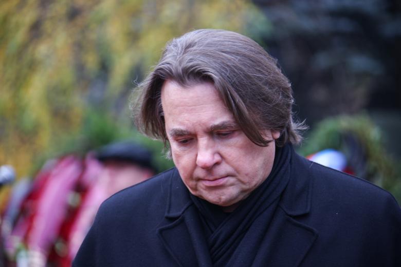 Константин Эрнст