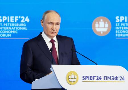 Индексация пенсий, медианная зарплата и МРОТ: что пообещал Путин на ПМЭФ