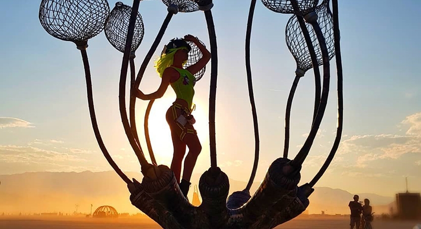 На Burning Man традиционно съезжаются знаменитости, бизнесмены и топ-менеджеры