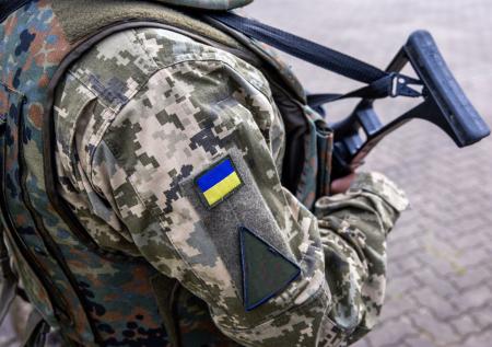 Подпавший под мобилизацию гей-инспектор собирает деньги на юриста