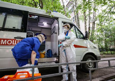 В Москве пенсионерка зацепилась за гвоздь в квартире и умерла