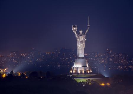 Киев приостановил рассмотрение заявлений россиян на иммиграцию и ВНЖ