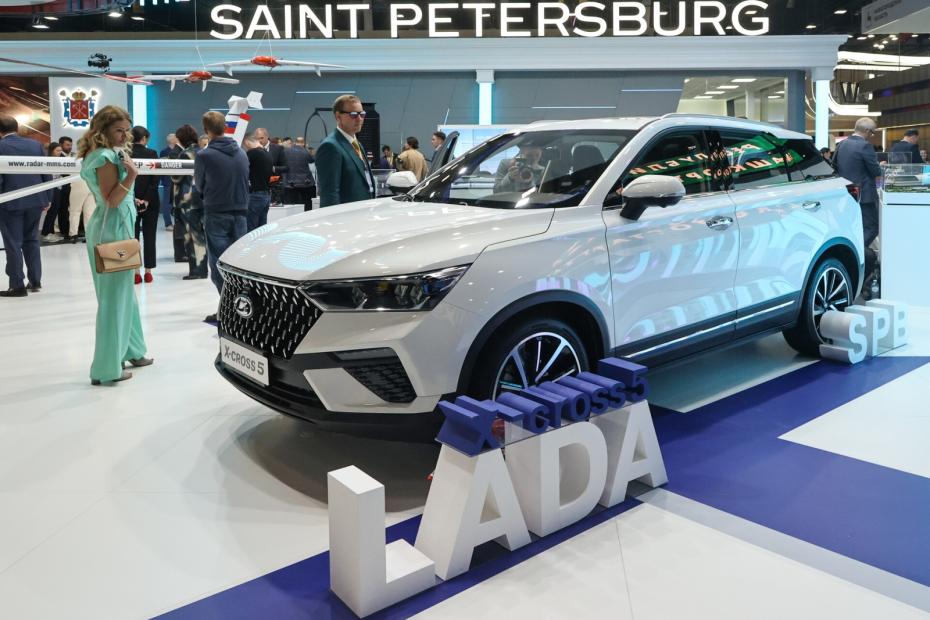 Lada X-Cross 5
