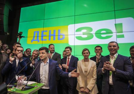 Первый серьёзный конфликт разразился в команде Зеленского