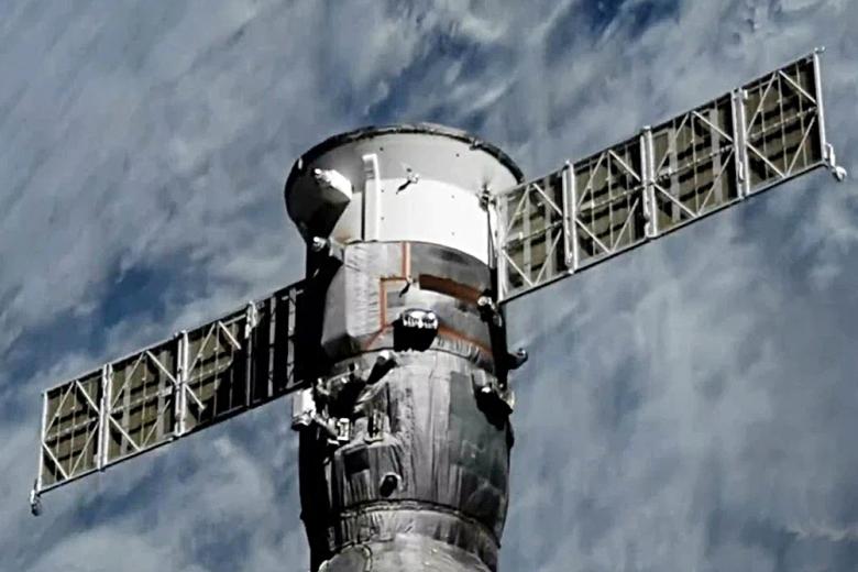 Корабль «Прогресс МС-21»
