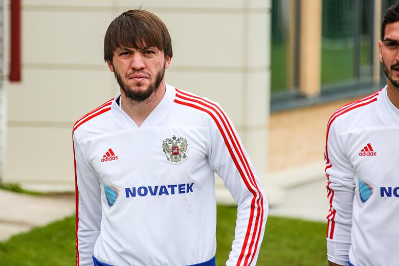 Резиуан Мирзов