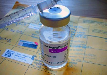 AstraZeneca будут выпускать в России