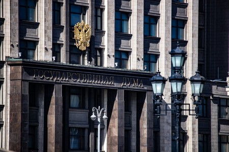 «Путь в никуда»: в Госдуме выступили против «матчества» в документах