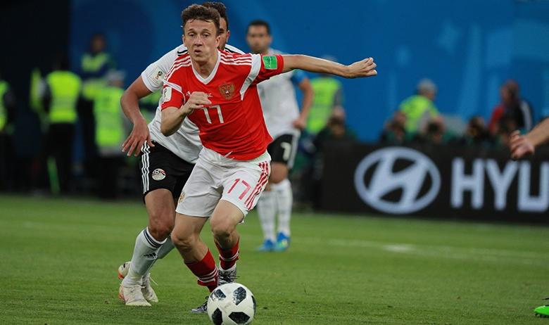 Александр Головин