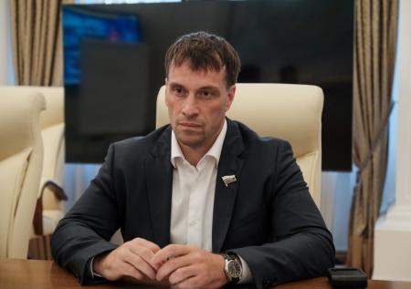 Российский сенатор отрекся от дочери из-за антивоенной позиции