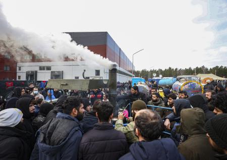 Киев заявил о готовности к «гибридной атаке» мигрантов из Белоруссии