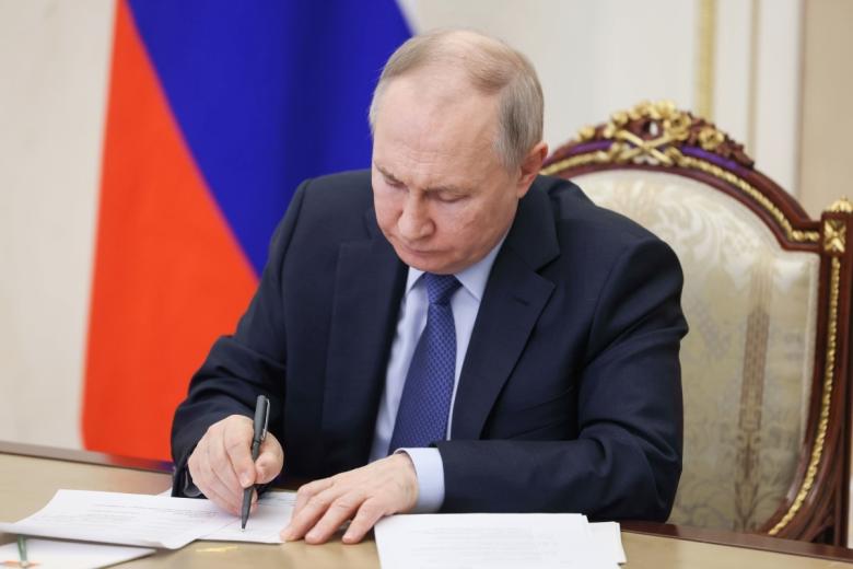Владимир Путин