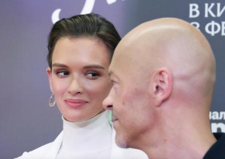 Слухи о разводе, новый имидж, критика СВО: как живет Паулина Андреева