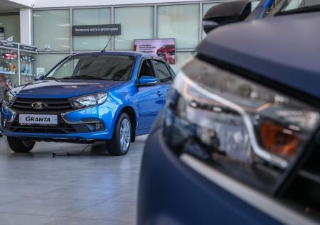 «У них получилось»: автоэксперт оценил доработанную Lada Granta