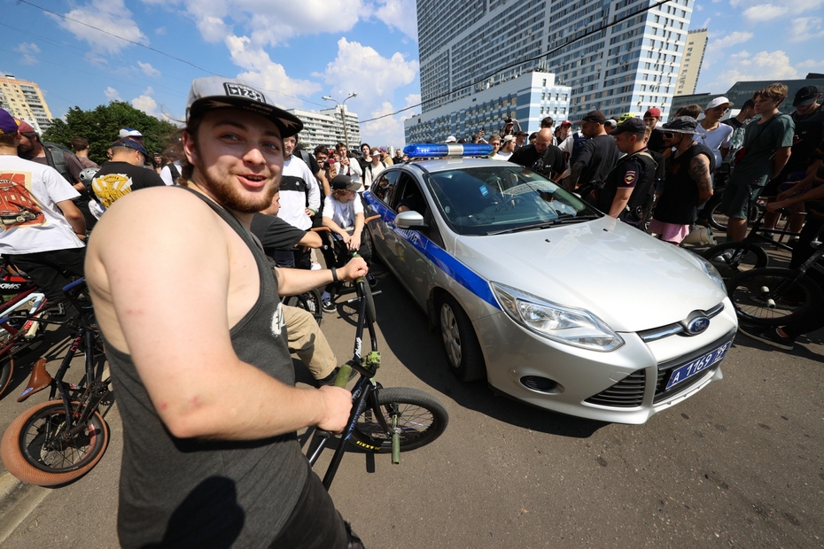 Почти каждая встреча райдеров не обходится без приезда сотрудников правопорядка