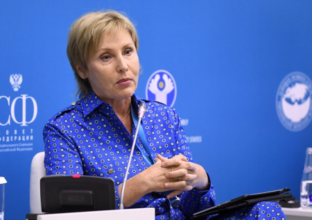 Экс-ведущую Первого канала оштрафовали из-за нарушения закона об иноагентах