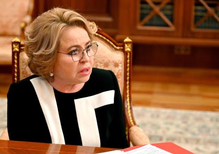 Путин объяснил присуждение Матвиенко звания Героя Труда