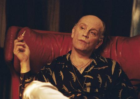 От водителя до лауреата премии «Эмми»: Джон Малкович отмечает 70-летие