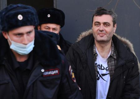 Опубликовано видео ареста подозреваемого в педофилии депутата КПРФ
