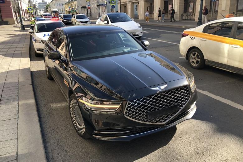 Последствия наезда автомобиля на пешехода на улице Сретенка