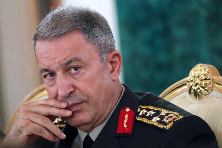 Глава Министерства национальной обороны Турции Хулуси Акар