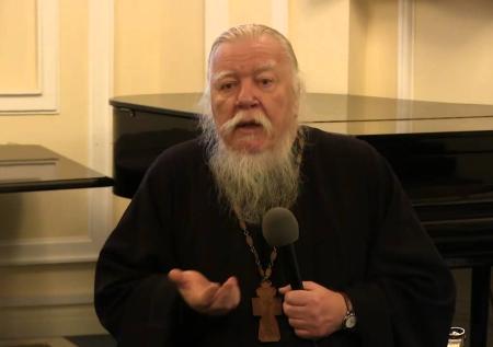 Протоиерей Смирнов хочет увеличить рождаемость в стране