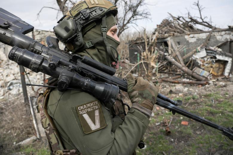 Военнослужащий ВС РФ во время выполнения задач СВО