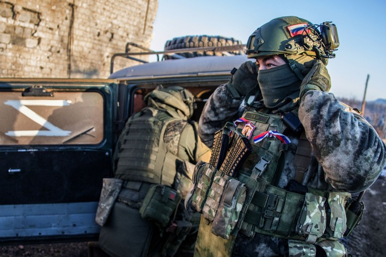 Военнослужащие ВС РФ в зоне проведения СВО