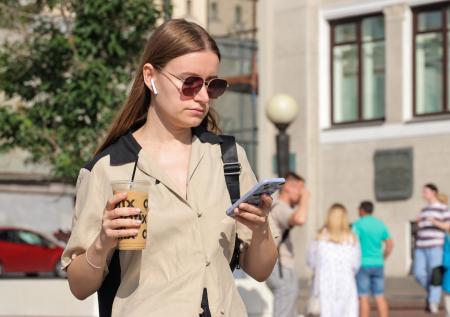 Какие необычные функции Apple хочет внедрить в свои новые наушники AirPods