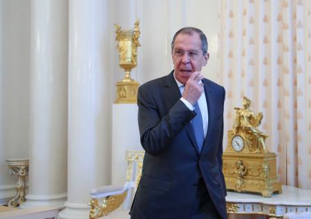 У власть имущих есть отдушина — поэзия
