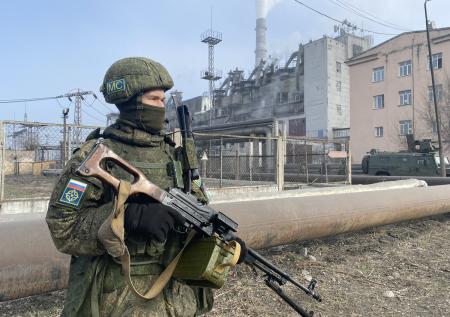 Политолог объяснил, почему пока не стоит выводить военных РФ из Казахстана