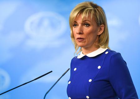 Захарова прокомментировала отказ от авиасообщения с Грузией