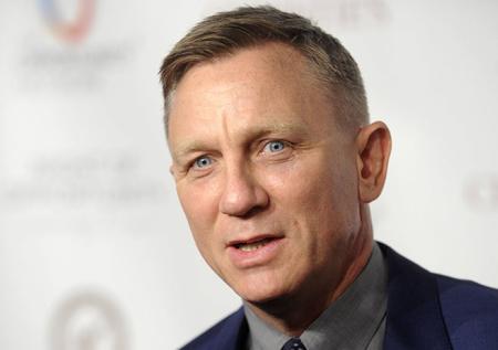 Дэниэл Крейг сорвал премьеру «Бонда»