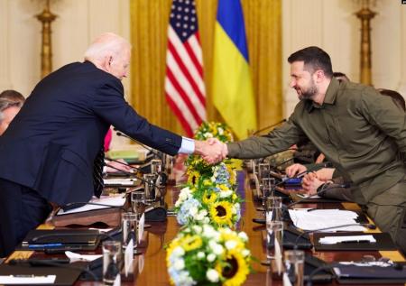 Через год судьба Украины решится: выборы в США уже близко
