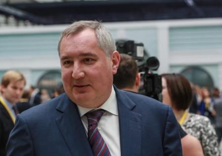 Рогозин выступил против милитаризации Луны