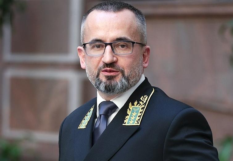 Олег Степанов