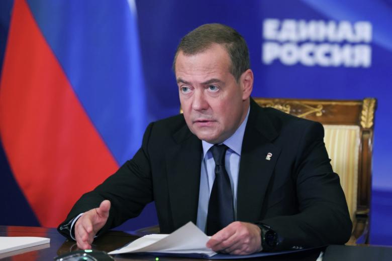 Дмитрий Медведев