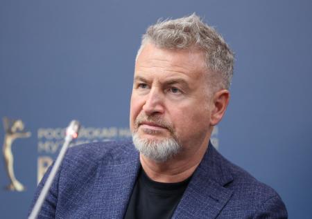 Атаманы призвали отменить выступление известных артистов в регионе России
